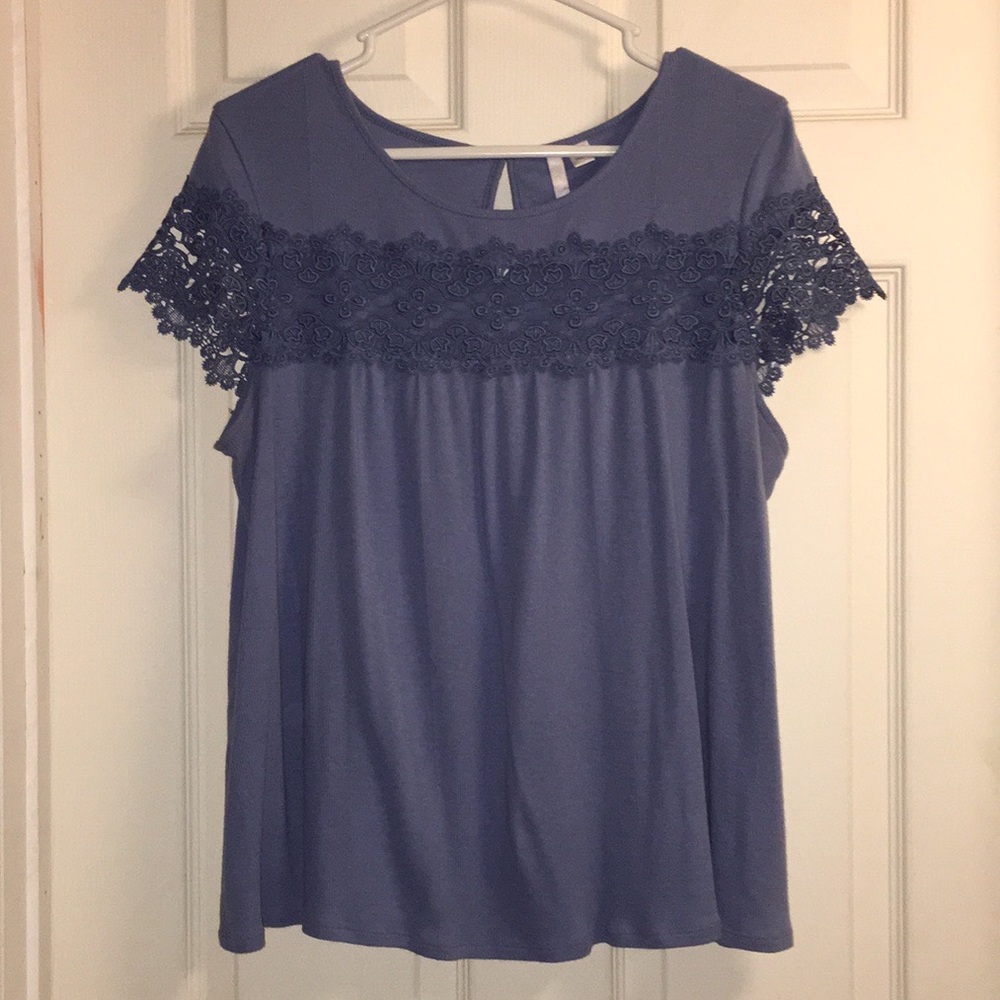LAUREN CONRAD SHIRT (SIZE XL)